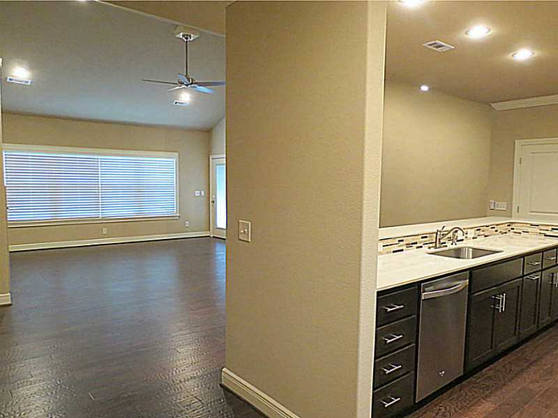 Shadow Valley - Residential Lease