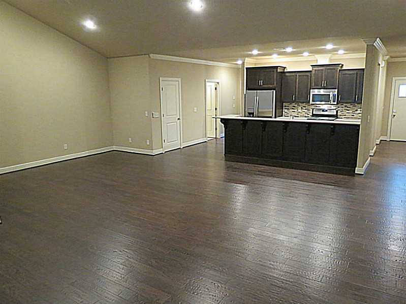 Shadow Valley - Residential Lease
