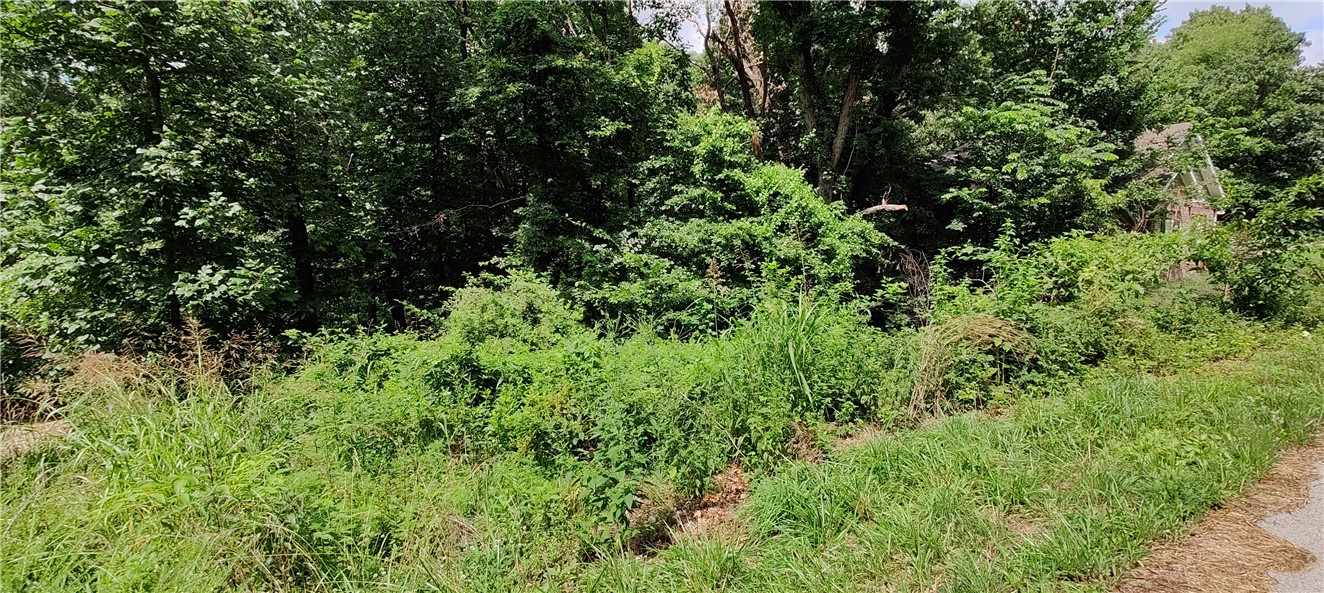 Brecknock Sub Bvv - Land