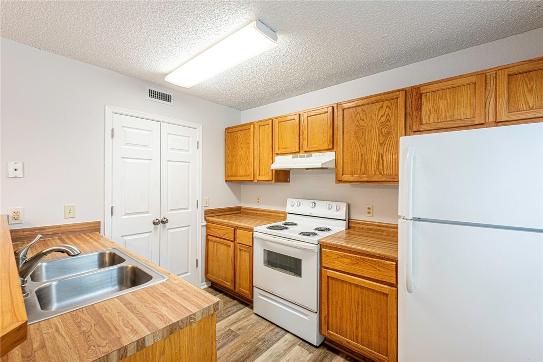Blueberry Acres Sub - Residential Lease