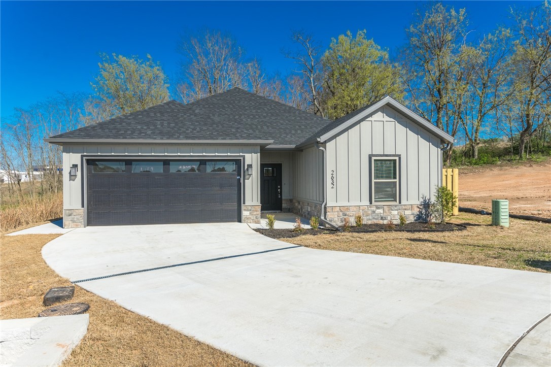 This is a no pet proeprty.   New house adjacent to the Wilson Springs Nature Preserve.  Features an incredible 3B/2B main house plus a complet 1B/1B mother-in-law unit with its own kitchen! The home and second living space offer granite countertops, modern subway tile backsplash, beautiful stainless steel appliances and spacious closets.  You can entertain in the spacious main unit with a large living area, BBQ on back patio, relax in the large walk-in shower and soaker tub.  Efficiency unit with kitchen...is quiet and faces the soothing green area next to the Nature Preserve and could also be used as an office for a professional practice.   This is the ultimate flexible floor plan house.