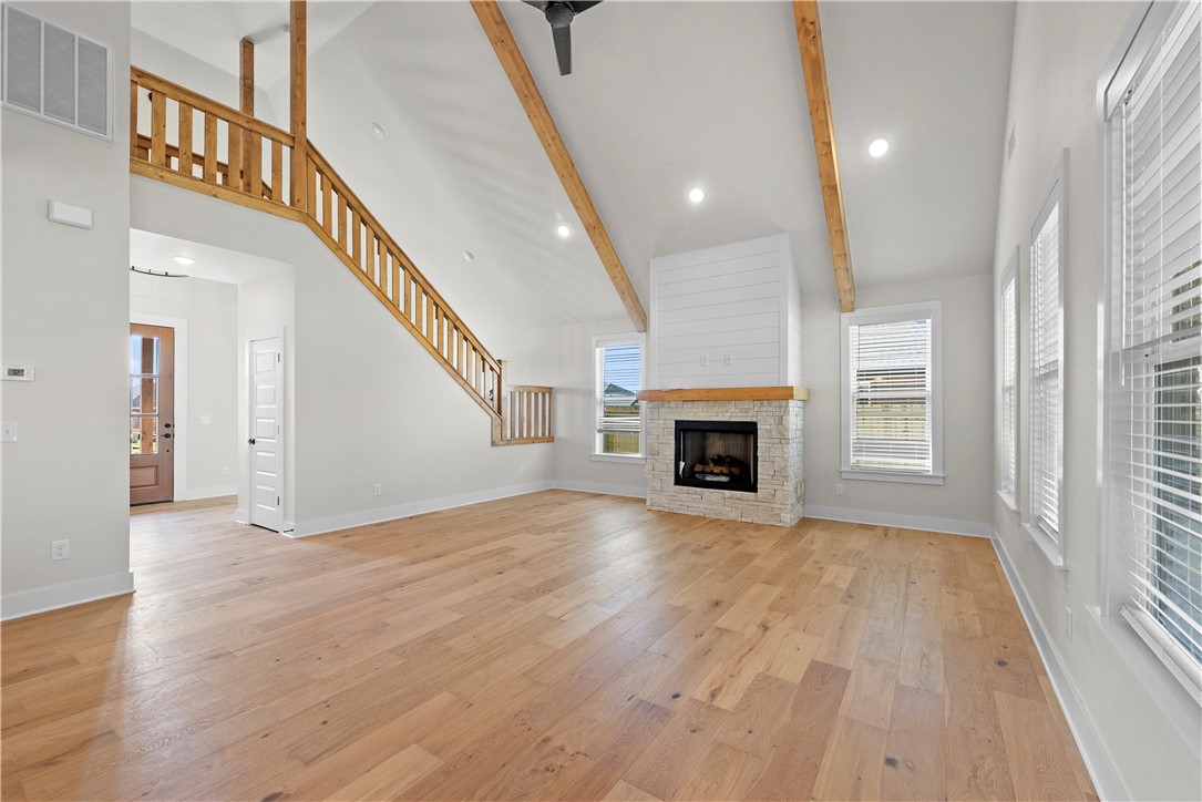 MAPLE ESTATES PH III-CENTERTON - Residential