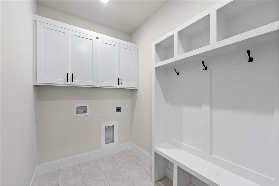 MAPLE ESTATES PH III-CENTERTON - Residential