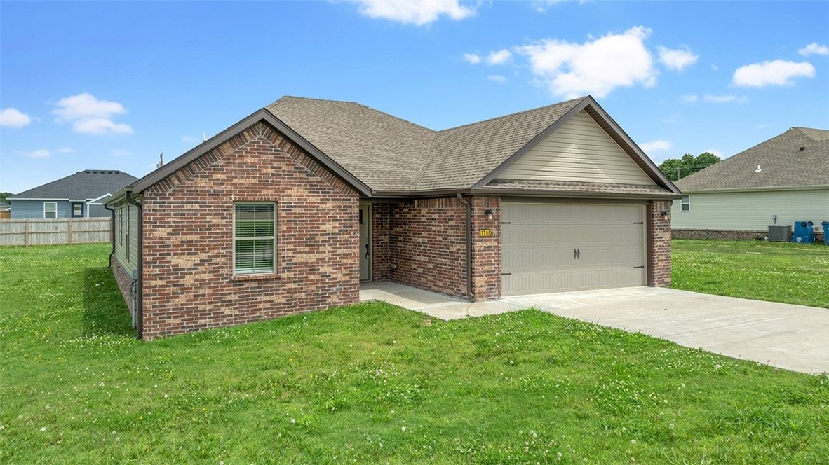 Sandy Acres Sub Ph 1 Gentry - Residential