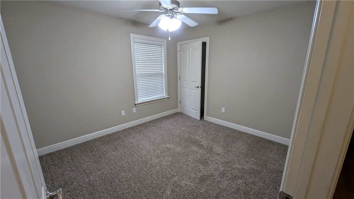 Lexington Sub Springdale - Residential Lease