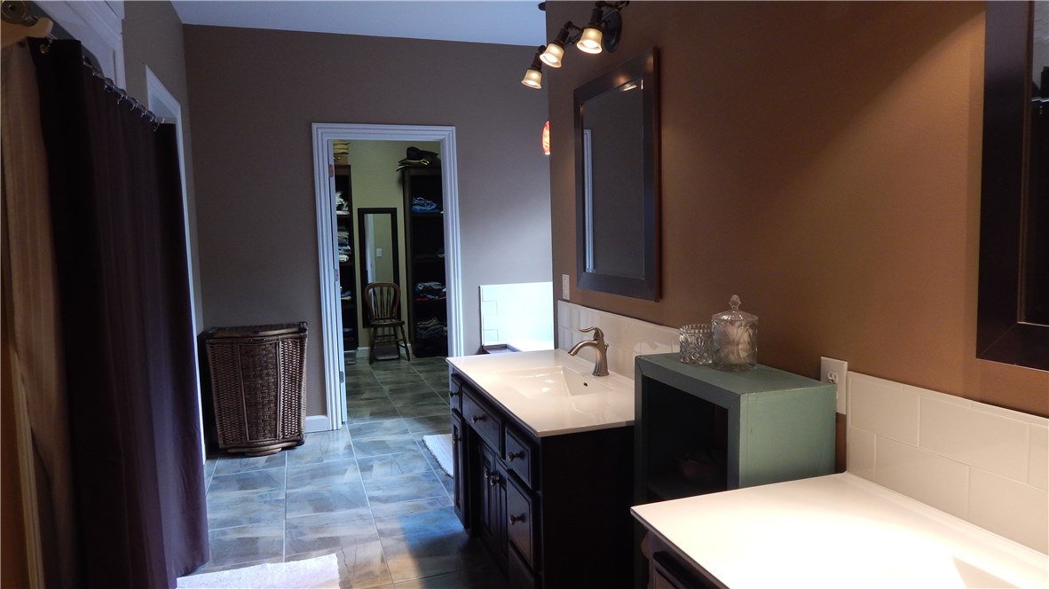 Paradise View Estates - Residential