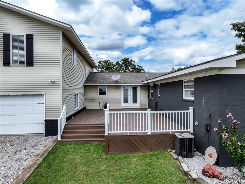 03-20-32-Gravette - Residential