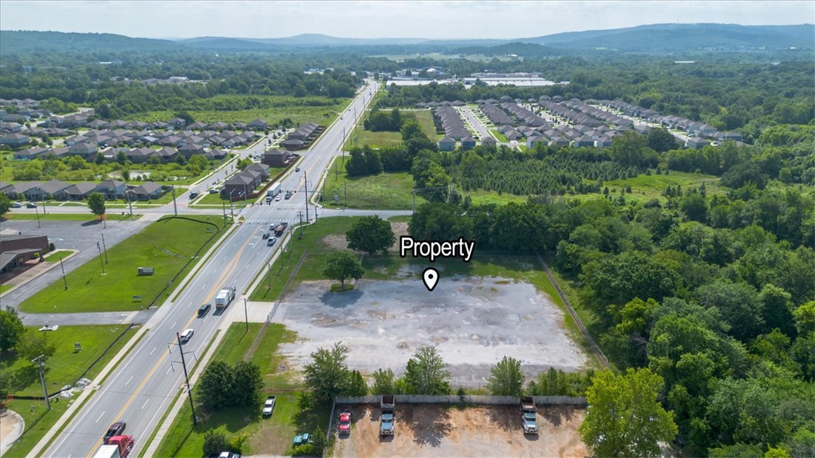 Fayetteville Outlots - Commercial Lease
