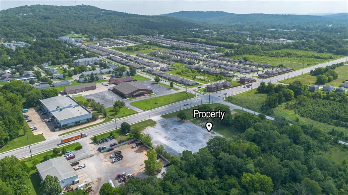 Fayetteville Outlots - Commercial Lease