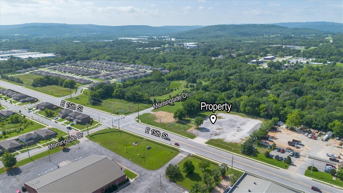Fayetteville Outlots - Commercial Lease