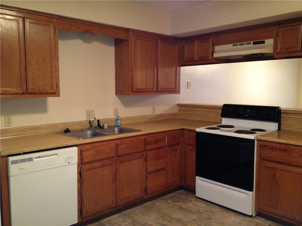 Dunn & Davis Add Bentonville - Residential Lease
