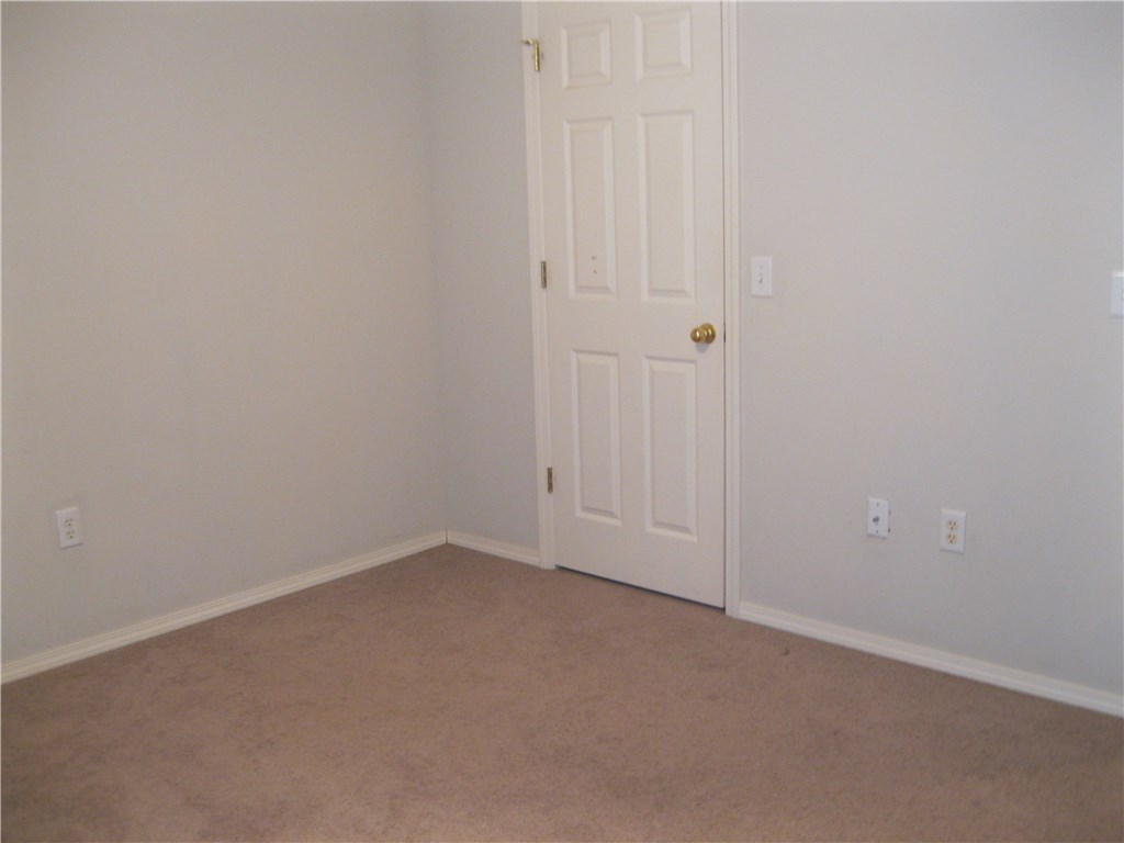 Riverwalk Farm Estate Ph I Bentonville - Residential Lease
