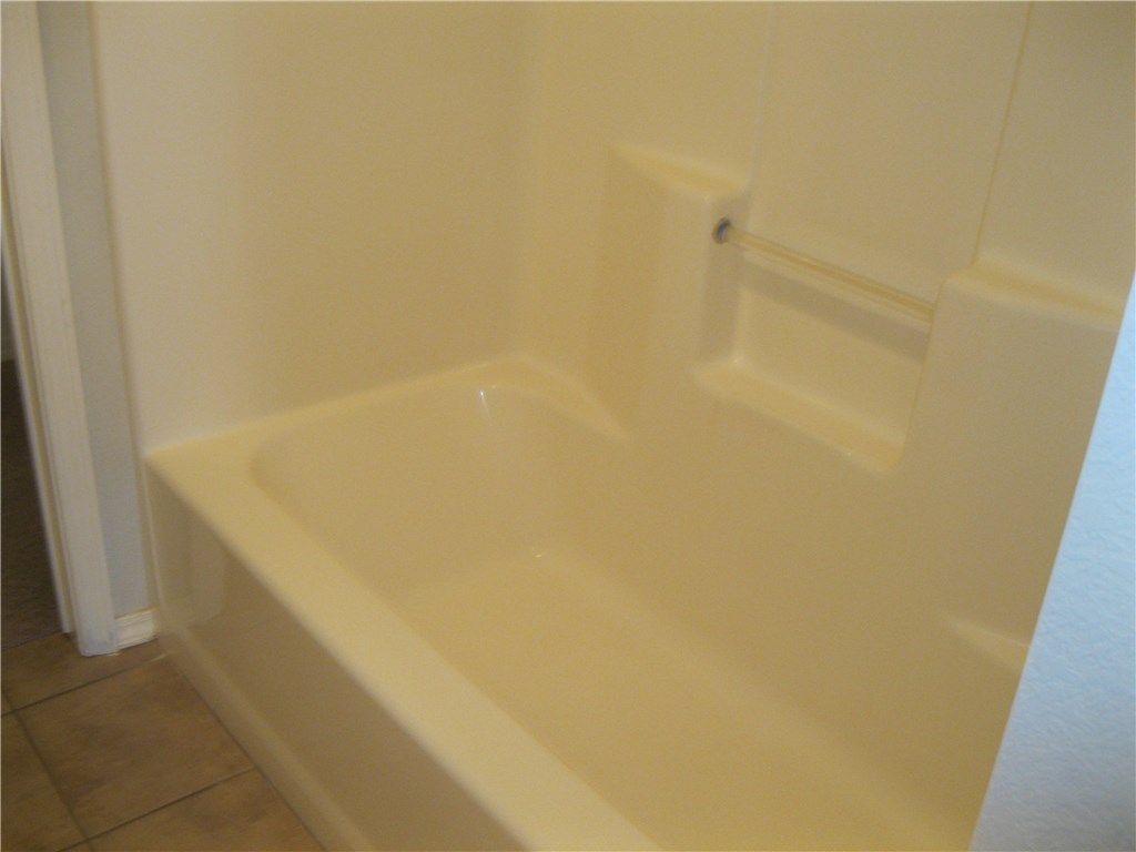 Riverwalk Farm Estate Ph I Bentonville - Residential Lease