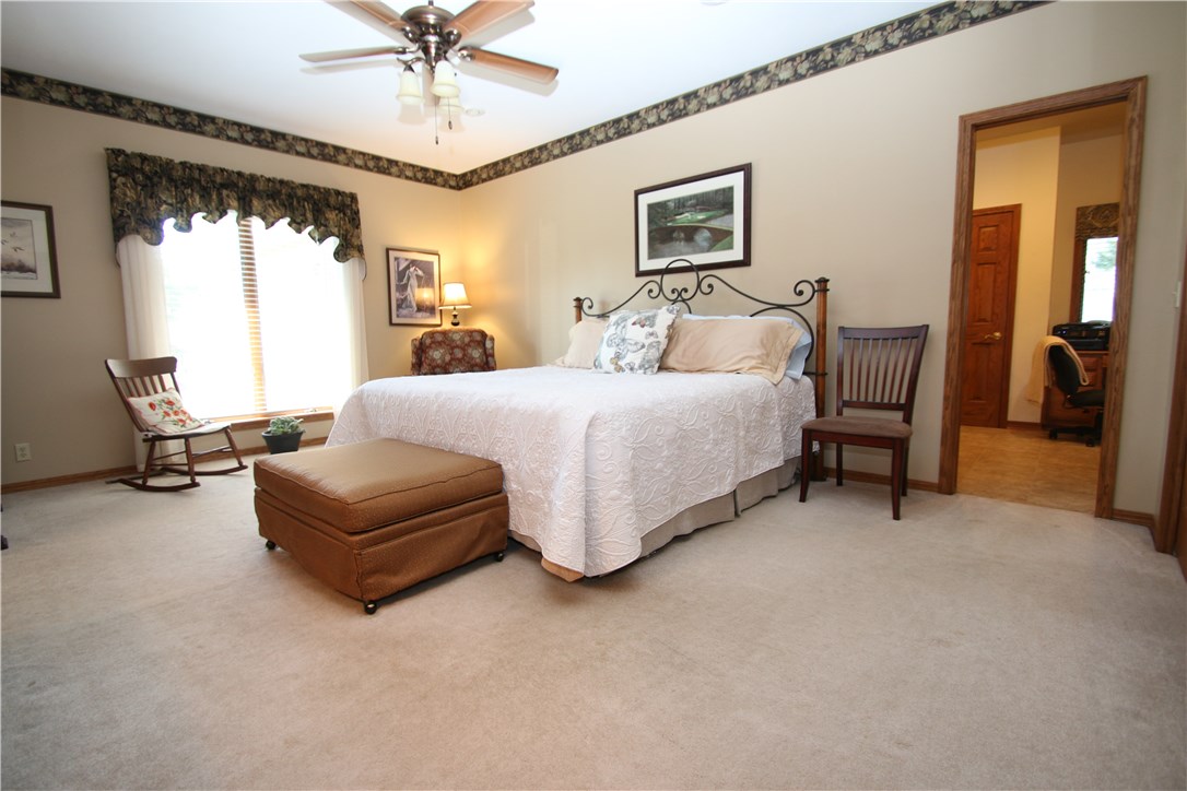 Unit 9 Holiday Island - Residential