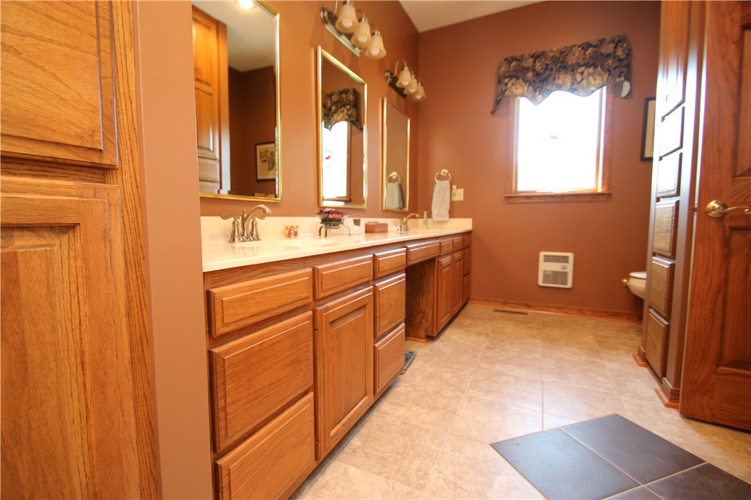 Unit 9 Holiday Island - Residential