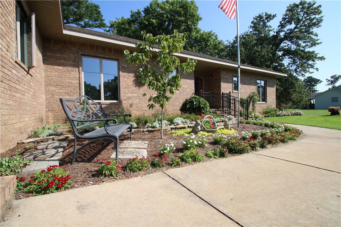 Unit 9 Holiday Island - Residential