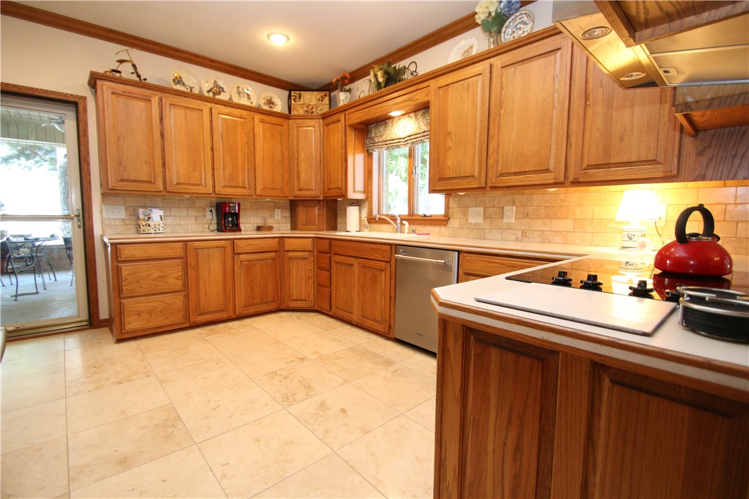 Unit 9 Holiday Island - Residential