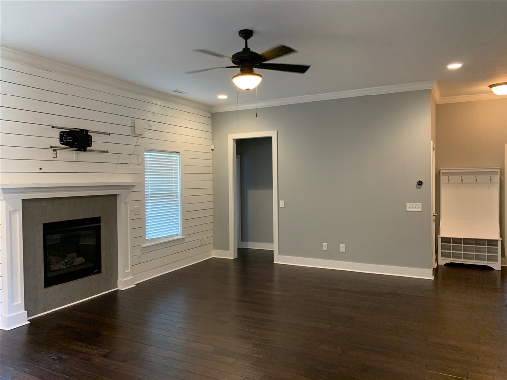 Hyde Park - Residential Lease