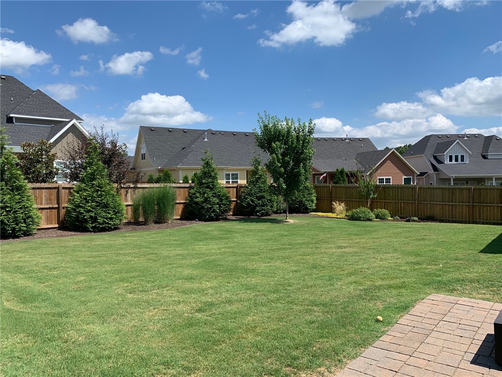 Hyde Park - Residential Lease