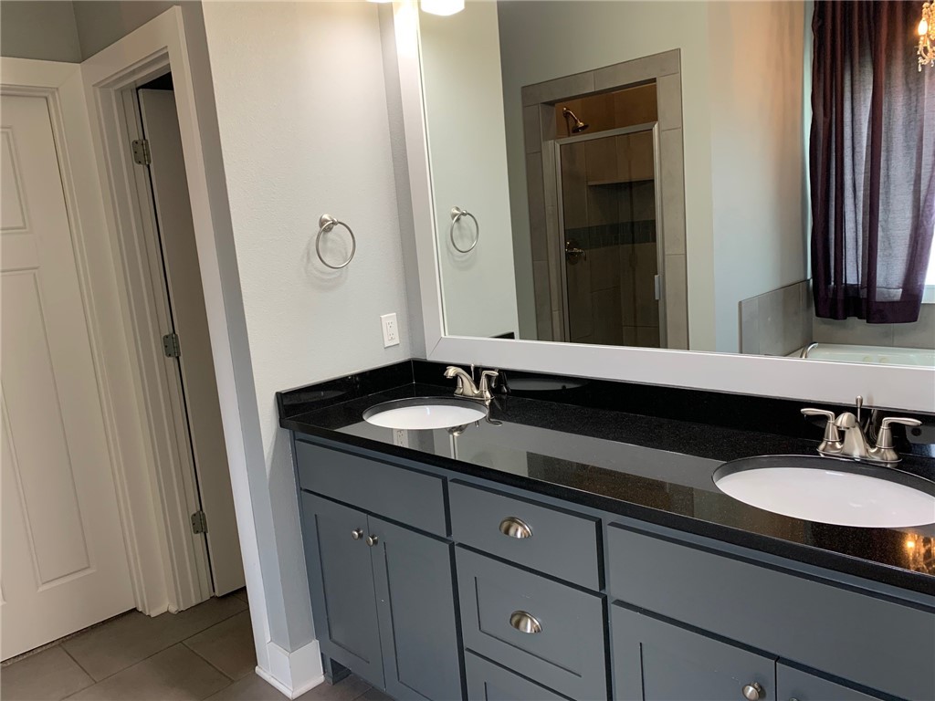 Hyde Park - Residential Lease