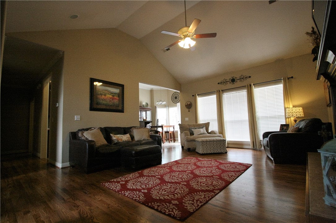 Montrouex Sub Rogers - Residential