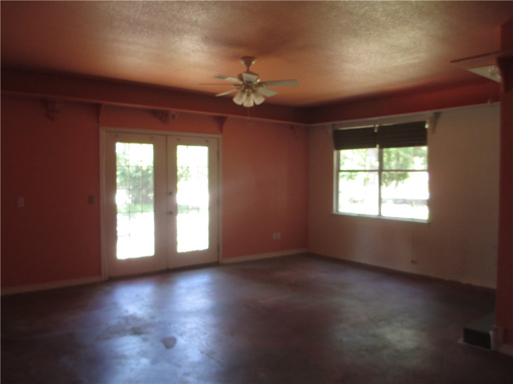 Unit 11 Holiday Island - Residential