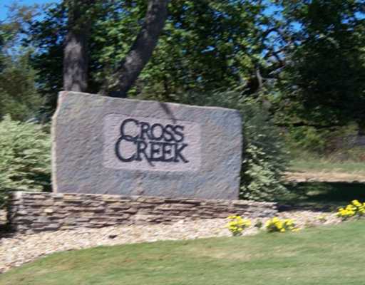 Cross Creek - Land