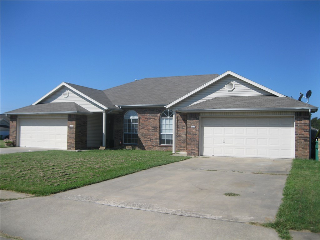 Vineyard Phase Ii - Residential Lease