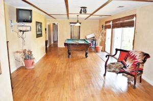 Sherwood Est - Residential