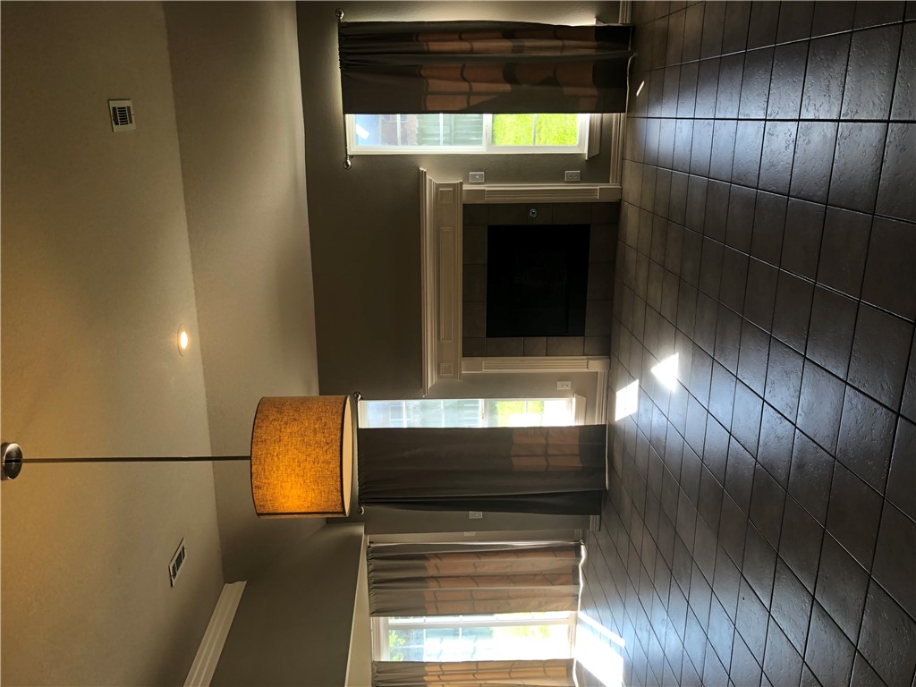 Walnut Crossing - Residential Lease