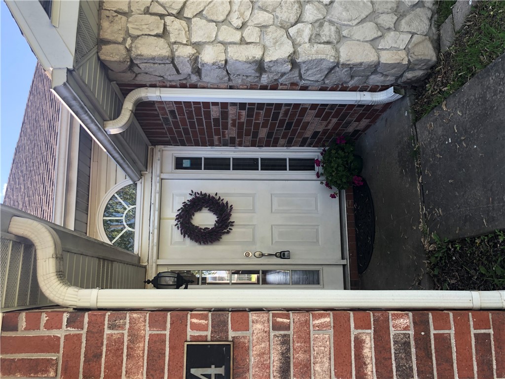 Walnut Crossing - Residential Lease