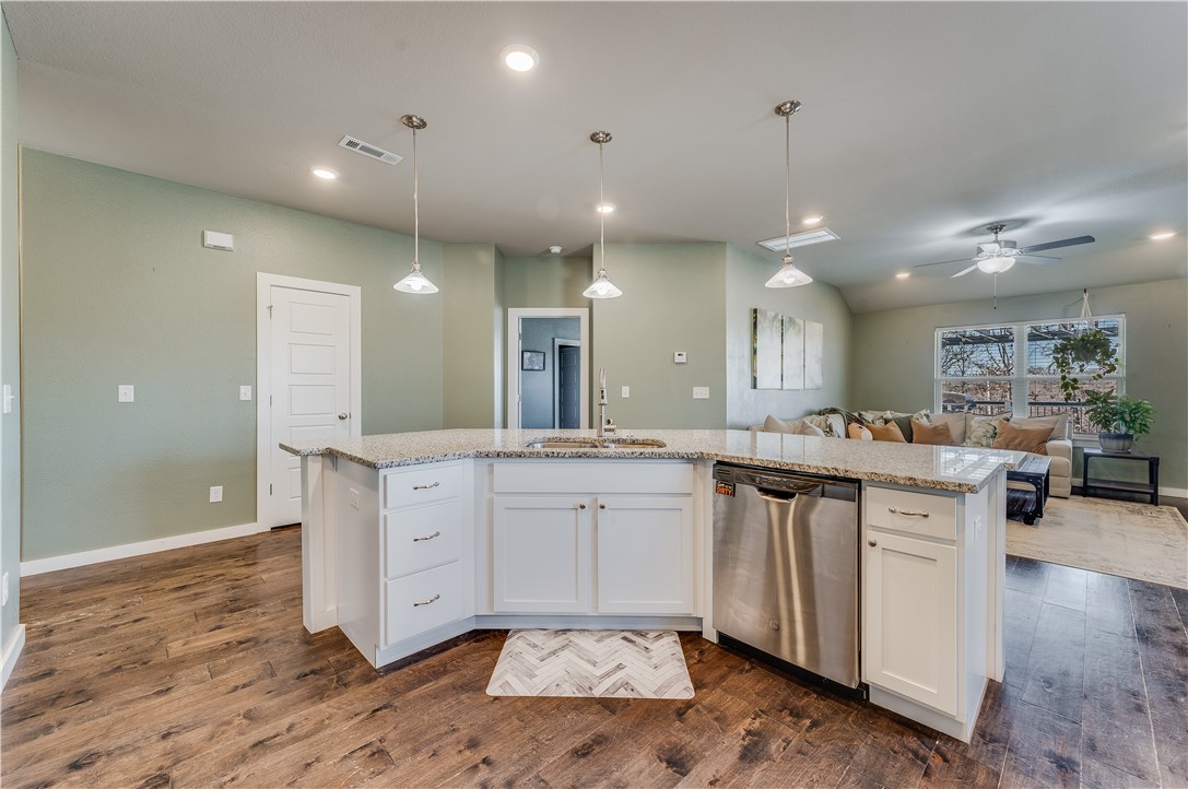 Cromarty Sub Bvv - Residential Lease