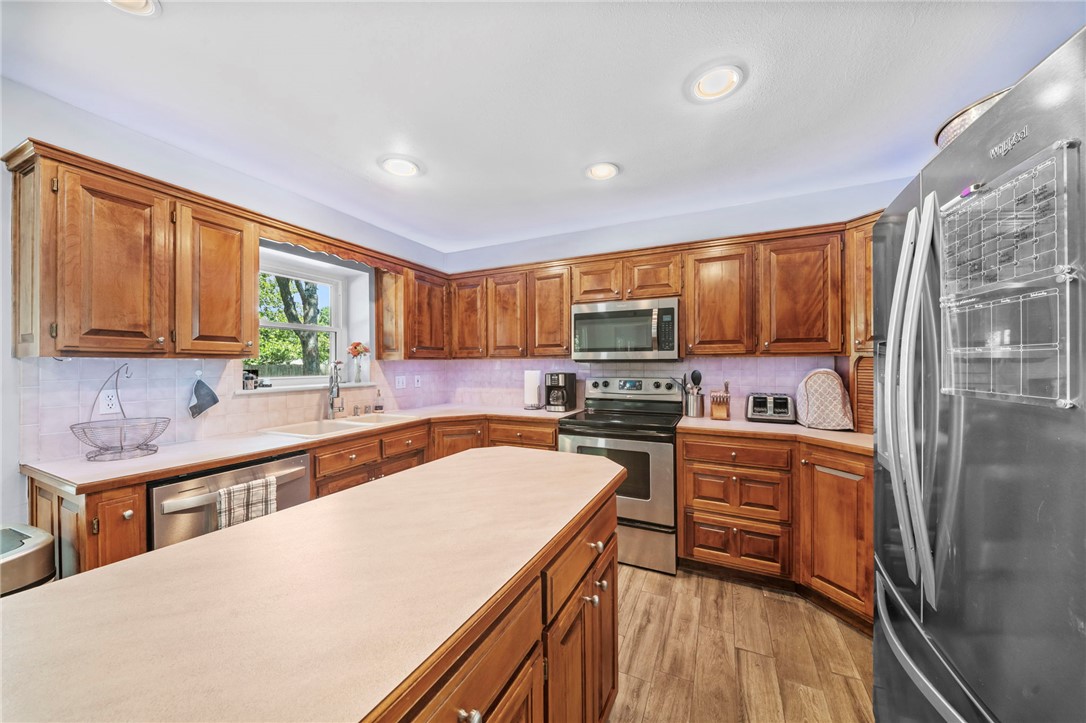 Whispering Timbers Ph 7 Rogers - Residential