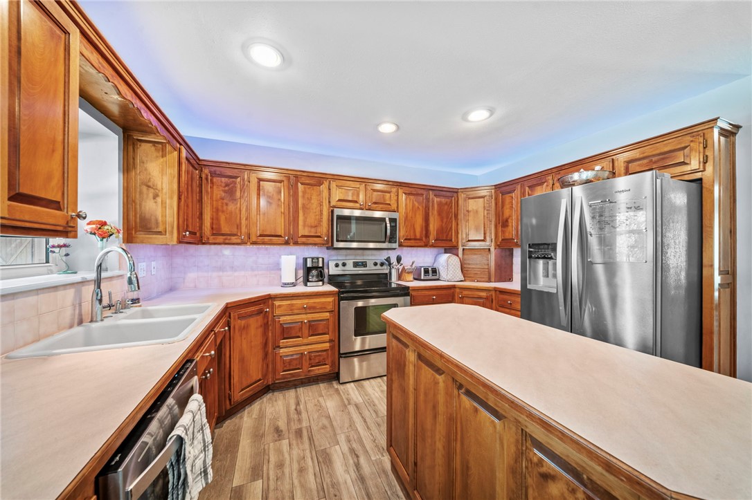 Whispering Timbers Ph 7 Rogers - Residential
