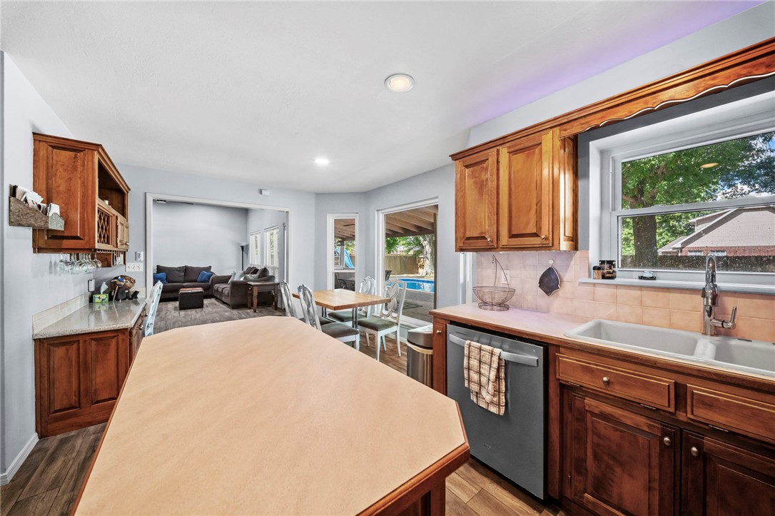 Whispering Timbers Ph 7 Rogers - Residential