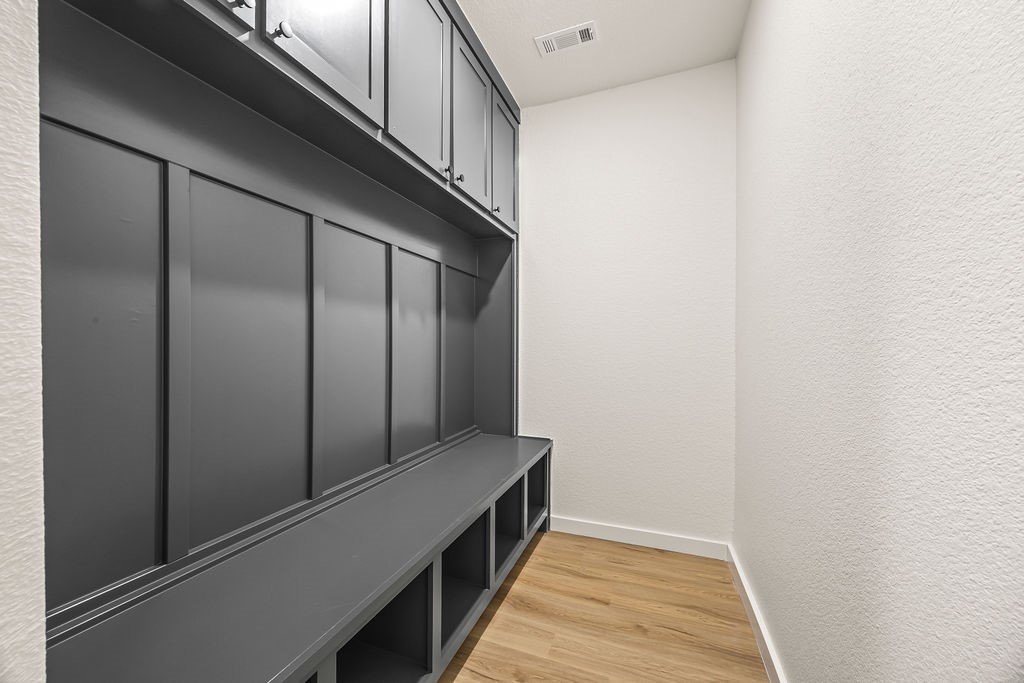 Selkirk Sub Bvv - Residential