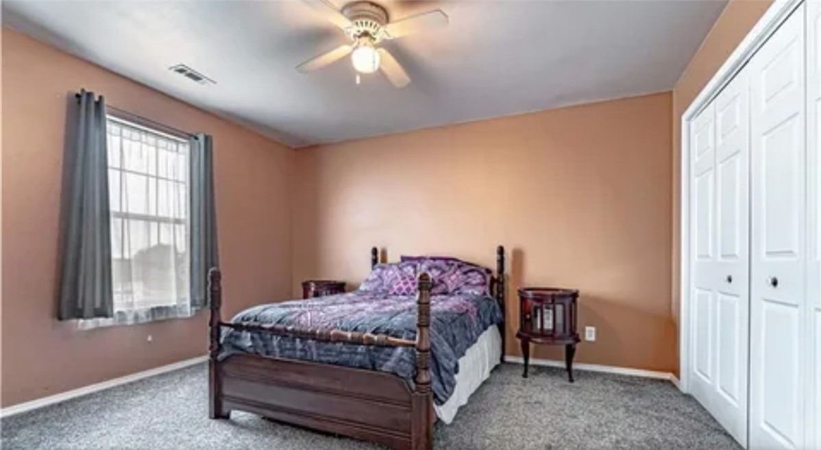 Twin Oaks Sub Rogers - Residential Lease