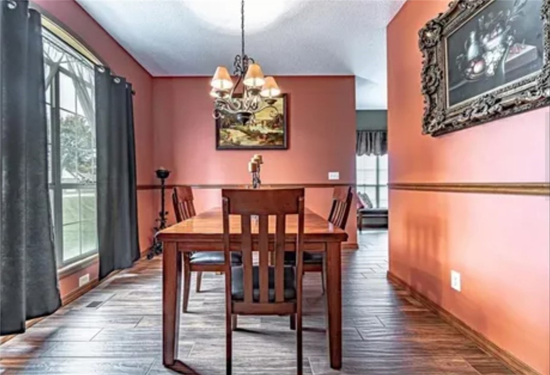 Twin Oaks Sub Rogers - Residential Lease
