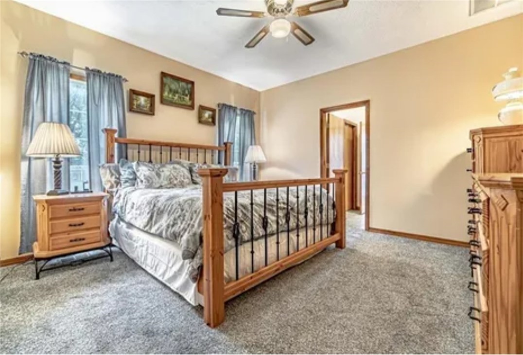 Twin Oaks Sub Rogers - Residential Lease