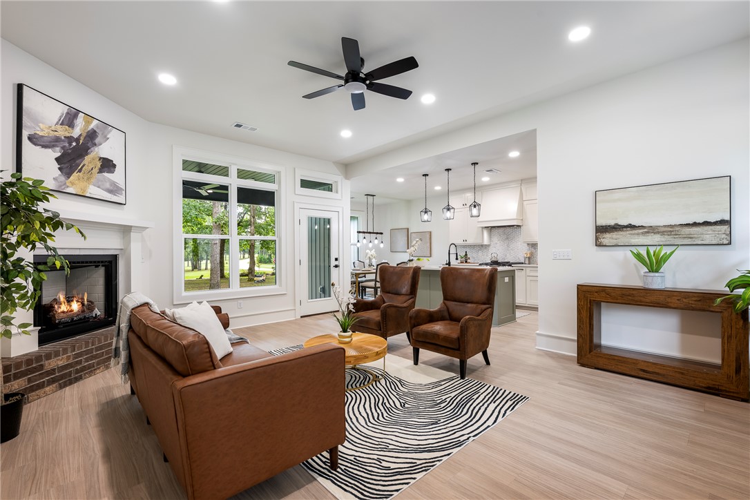 Unit 8 Holiday Island - Residential