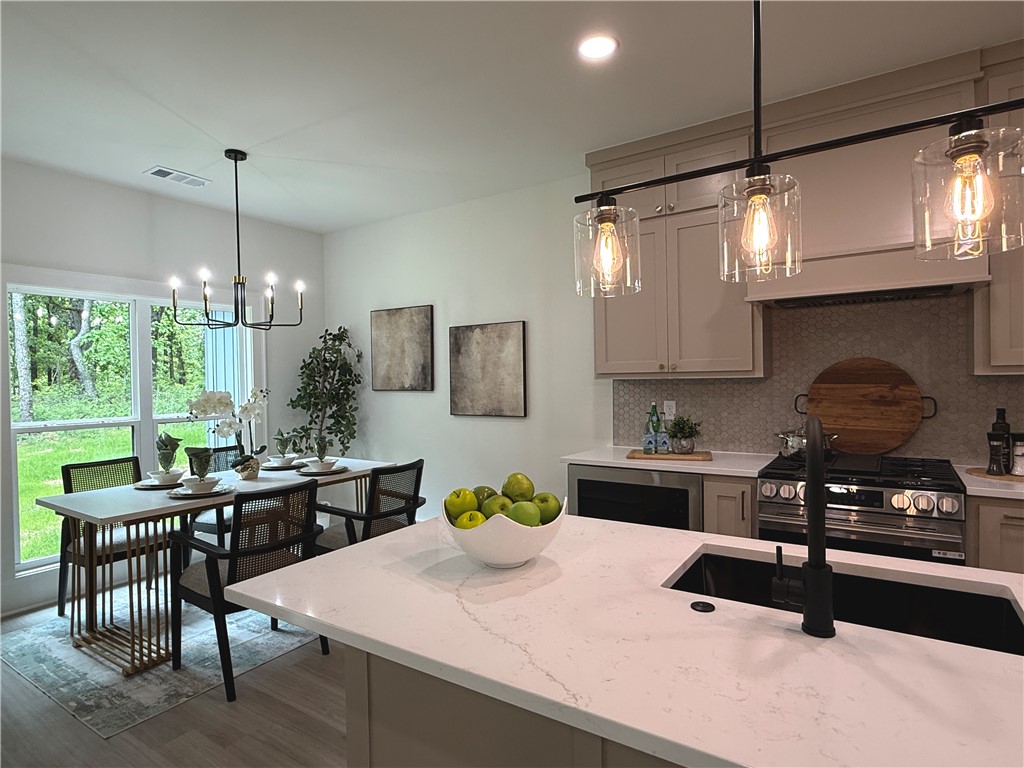 Unit 8 Holiday Island - Residential