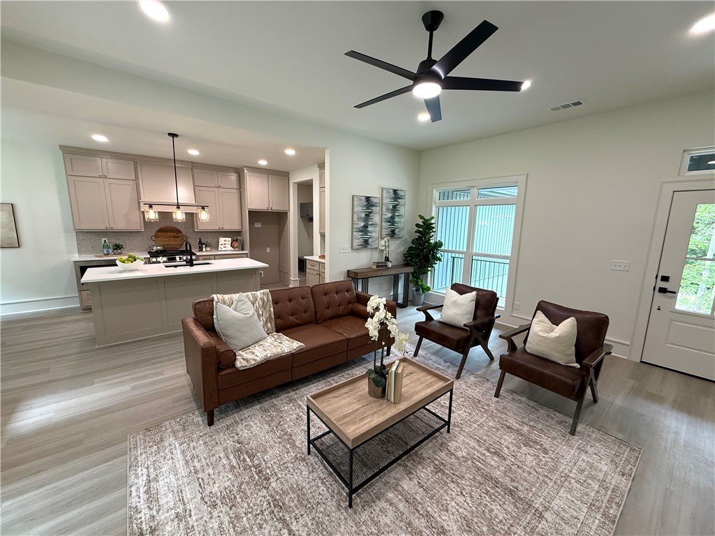 Unit 8 Holiday Island - Residential