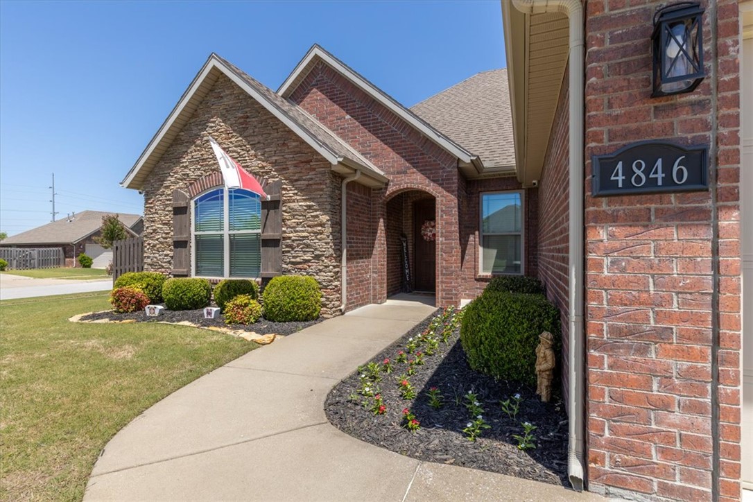 Beautiful home in The Villages of Sloanbrooke with something for everyone. This one-level home on gorgeous corner lot has 4 spacious BRs plus office/bonus with features galore inside & out. Incredible 3-car garage with epoxy flooring & mini-split a/c, utility room w/built-in locker cabinet & sink ,great kitchen w/bar, wall oven & microwave, gas cooktop & corner pantry. Outdoor living at it's best with outdoor fireplace on covered back patio and so much more.