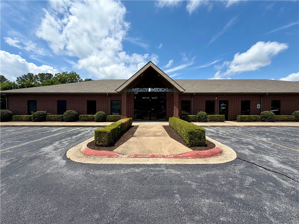 Turnkey medical office suite available for sale in Rogers. This fully remodeled 3,000 SF space features 9 offices/exam rooms — 7 of which are plumbed with sinks — plus 5 bathrooms, making it ideally configured for a clinical or specialty practice. A dedicated reception desk and waiting area provide a polished patient-facing layout, while a break room with kitchenette, storage closet, and attic storage add operational functionality. The suite has been comprehensively updated with new flooring, paint, hardware, lighting fixtures, countertops, and painted cabinets throughout. Additional improvements include new toilets, a new roof (2021), and a refreshed deck and fence. Located within a multi-tenant building, the space is move-in ready.