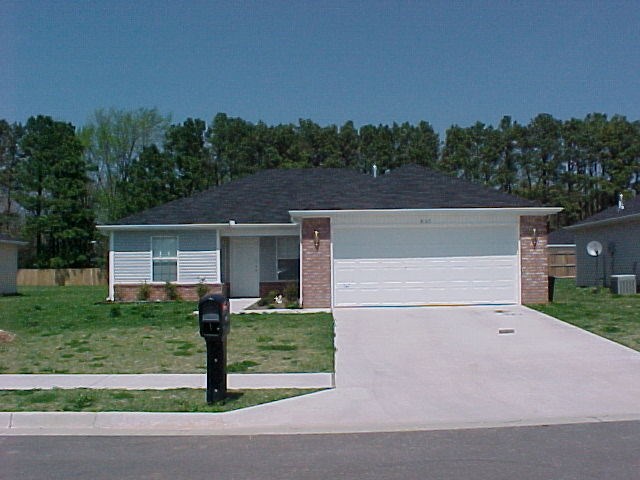 Close to park. Additional $25/month for 6 month lease term.