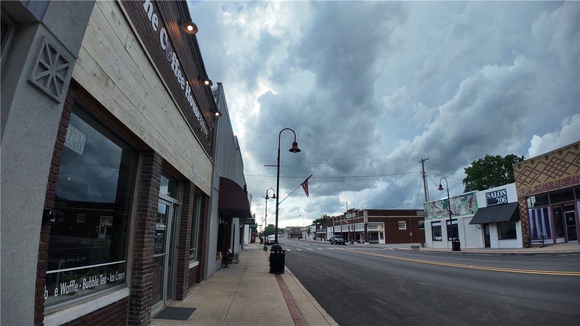 Gentry Orig Gentry - Commercial Lease