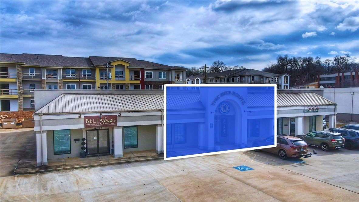 Located along a high-visibility Fayetteville commercial corridor, this suite at 3660 N Front St offers a versatile retail or office opportunity with strong frontage and convenient access to surrounding amenities. The property’s flexible layout, solid demographics, and strategic Northwest Arkansas location make it well-suited for retail, professional services, restaurant, or mixed use concepts seeking visibility and growth.