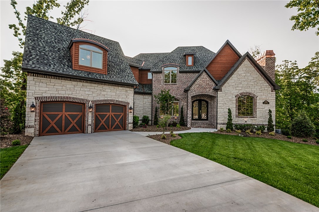 Oak Tree - Residential