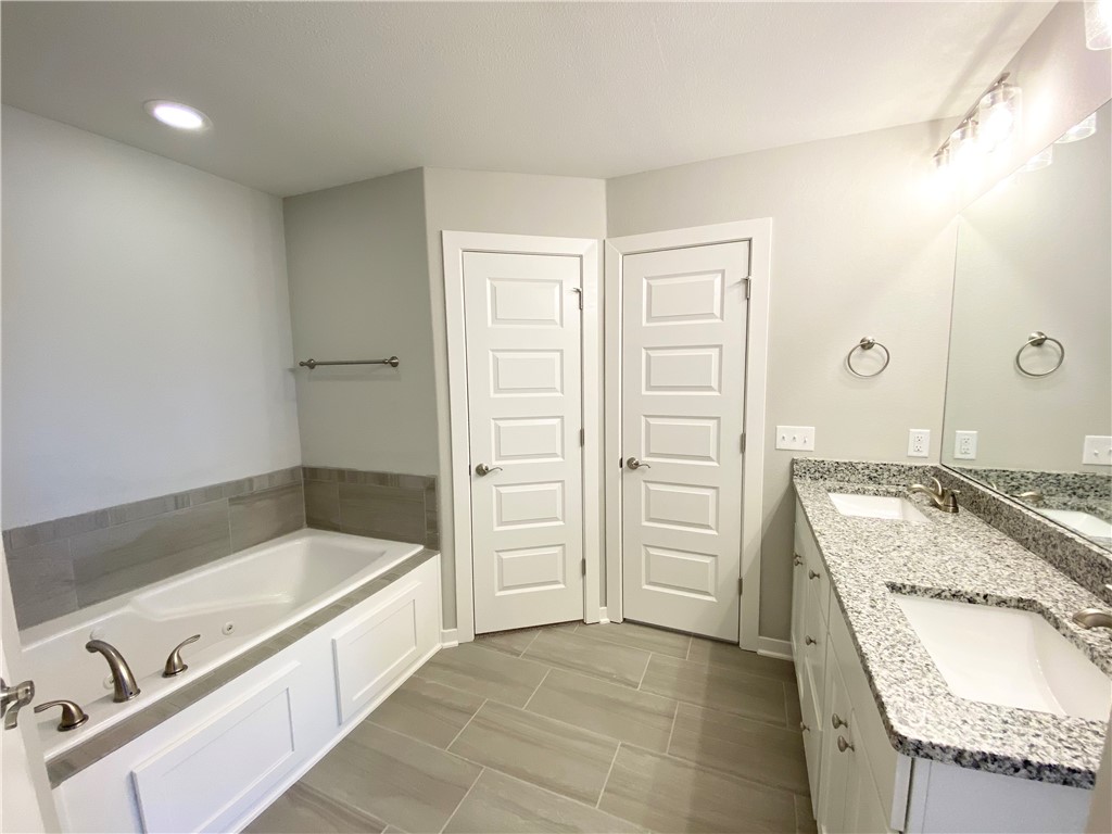 Wagon Wheel Crossing - Residential Lease