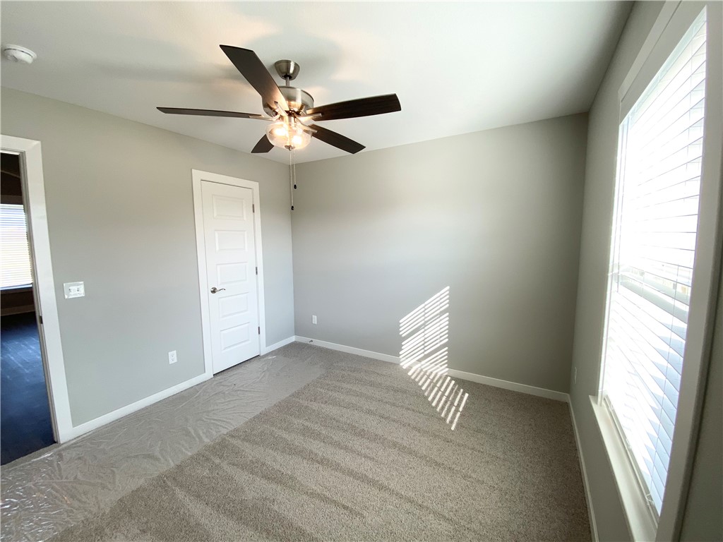 Wagon Wheel Crossing - Residential Lease
